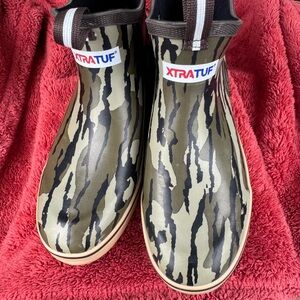 Kids XTRATUF Camo Ankle Boots *NWT*